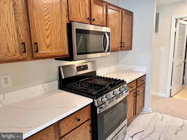 $379,900 | 7528 Coxton Court, Unit 103, Alexandria, VA 22306