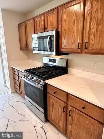 $379,900 | 7528 Coxton Court, Unit 103, Alexandria, VA 22306