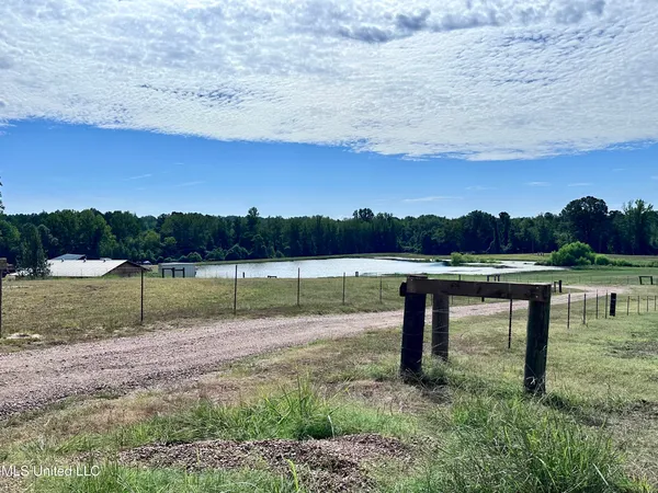 $360,000 | 609 County Road 333, McCarley, MS 38943