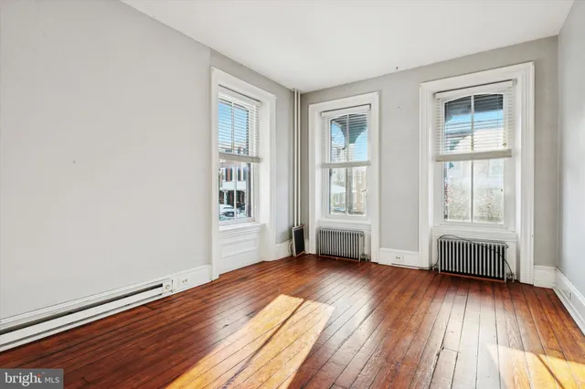 $1,350 | 201 West Barnard Street, Unit 1, West Chester, PA 19382