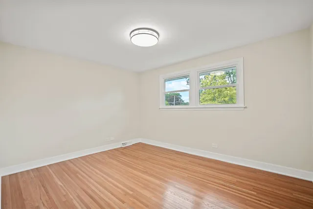 $665,000 | 2024 East Wintergreen Avenue, Mount Prospect, IL 60056