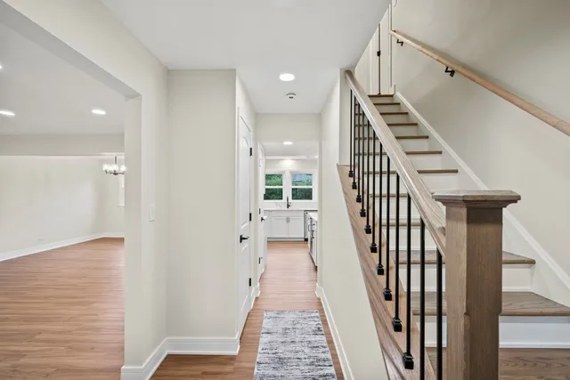 $665,000 | 2024 East Wintergreen Avenue, Mount Prospect, IL 60056