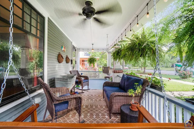 $254,900 | 1327 Southwest College Avenue, Topeka, KS 66604