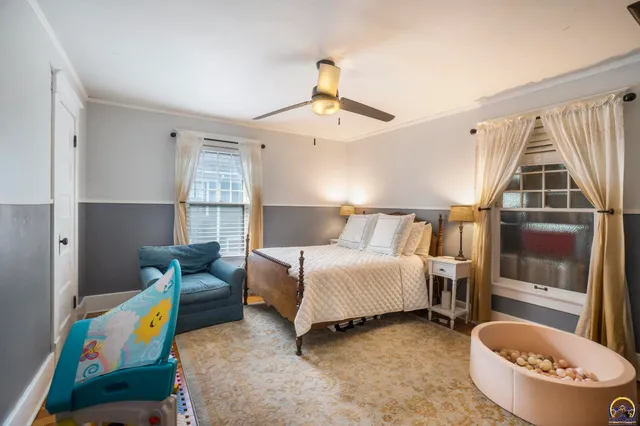 $254,900 | 1327 Southwest College Avenue, Topeka, KS 66604