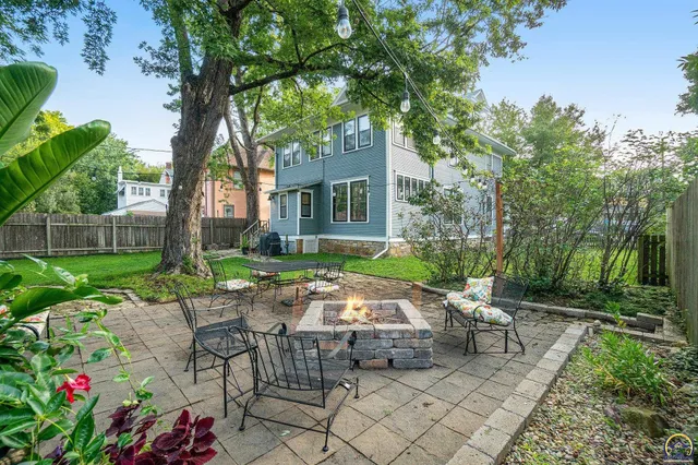 $254,900 | 1327 Southwest College Avenue, Topeka, KS 66604