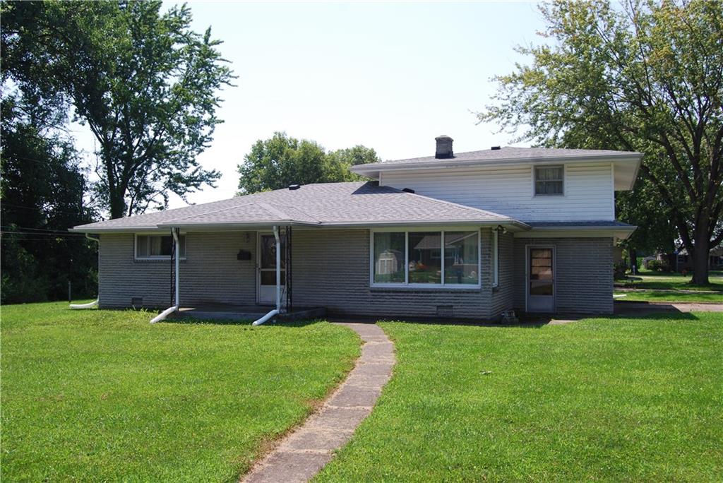 207 Mulberry Road Chesterfield, IN 46017 - Photo 2 of 20