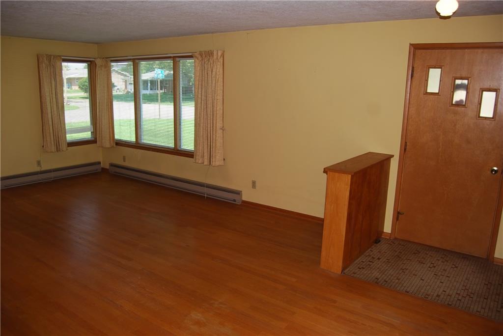 207 Mulberry Road Chesterfield, IN 46017 - Photo 7 of 20