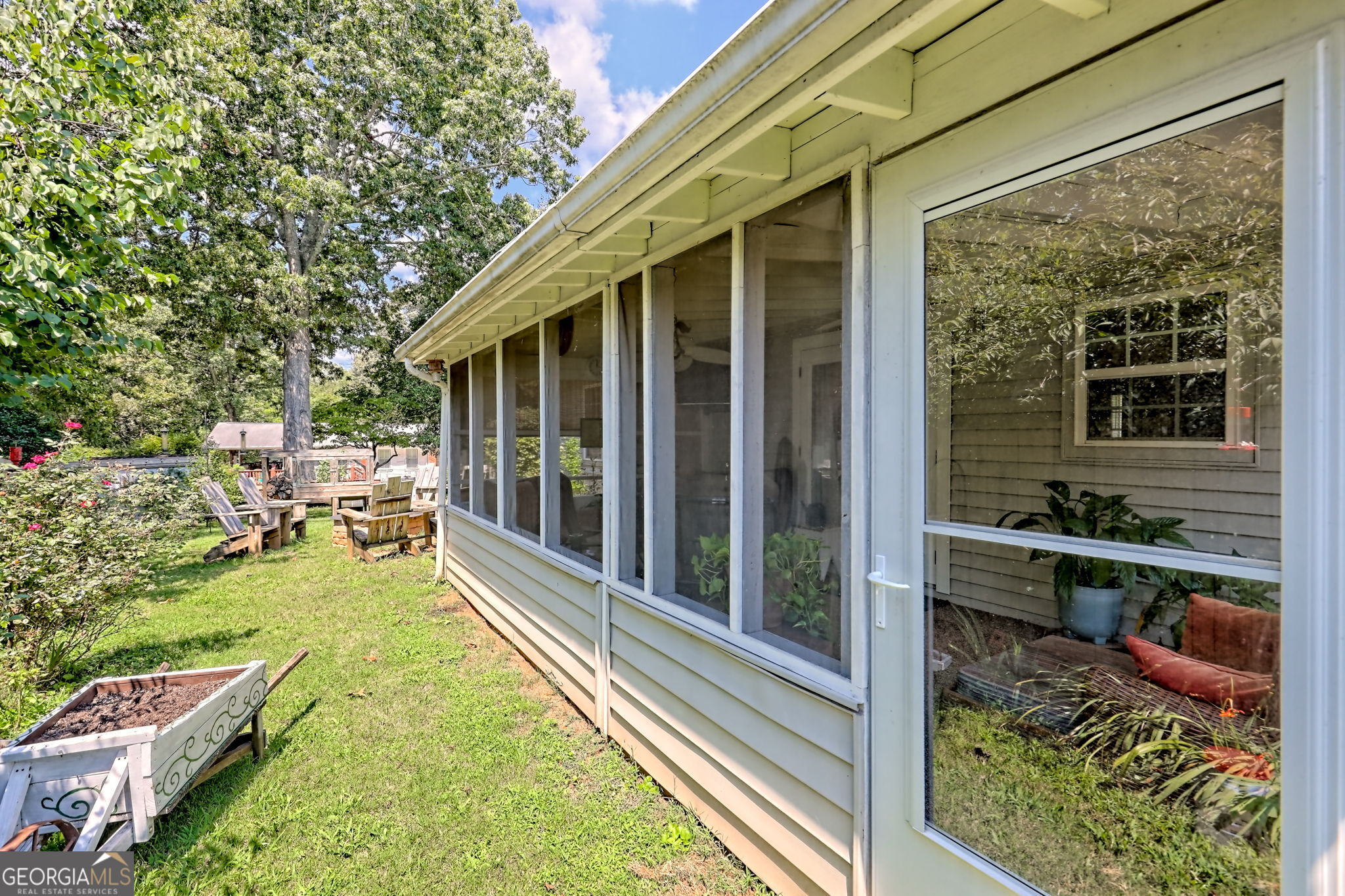 101 Long Street Demorest, GA 30535 - Photo 41 of 61 a view of a balcony with swimming pool