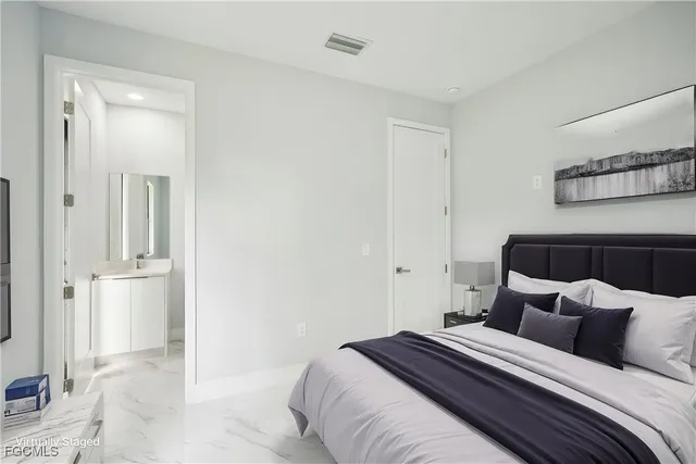 $2,500 | 872 Spaulding Street East, Lehigh Acres, FL 33974