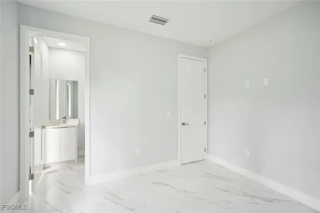 $2,500 | 872 Spaulding Street East, Lehigh Acres, FL 33974