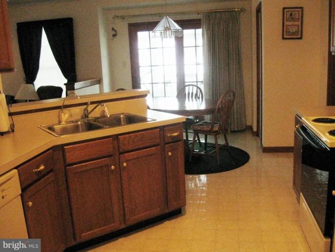 8936 Lemar Road Greencastle, PA 17225 - Photo 5 of 15 Kitchen/Dining Room
