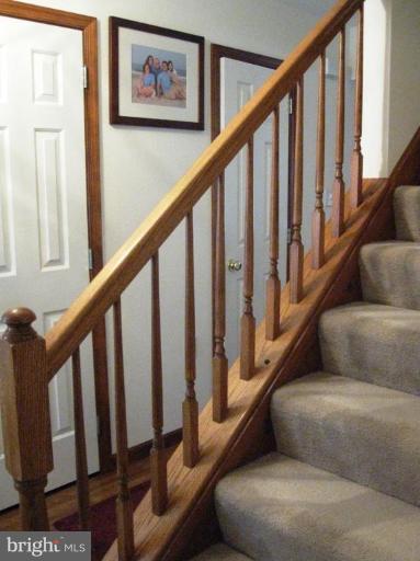 8936 Lemar Road Greencastle, PA 17225 - Photo 8 of 15 Entrance / Foyer