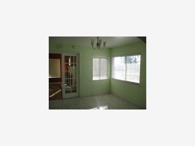 739 Middlefield Road Salinas, CA 93906 - Photo 4 of 9 Gallery Image 4