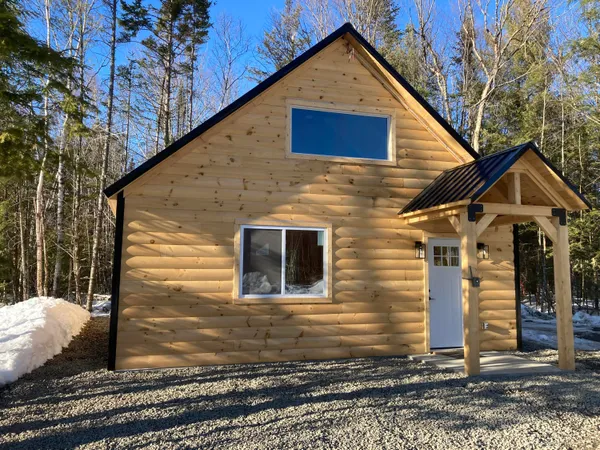 $249,000 | 8 Jaquith Pond Road, Brownville, ME 04414