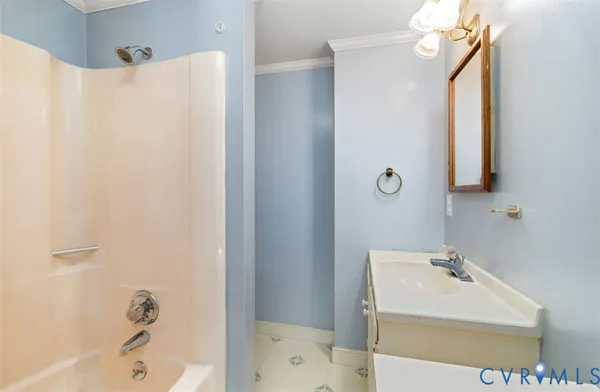 $299,000 | 116 6th Avenue, Lawrenceville, VA 23868