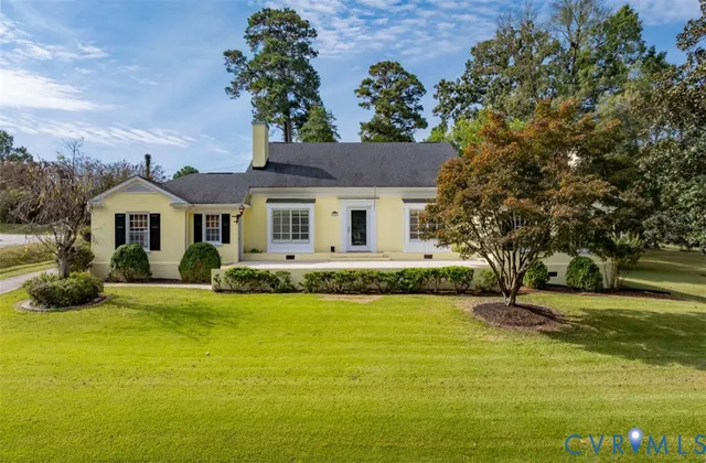 $315,000 | 116 6th Avenue, Lawrenceville, VA 23868