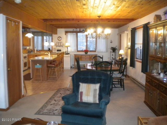 133 Deerfield Road Lake Ariel, PA 18436 - Photo 14 of 25 14 KITCHEN