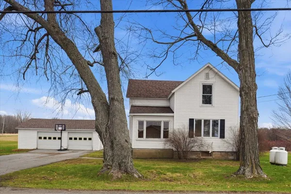 $469,900 | 145 South Street, South Hero, VT 05486