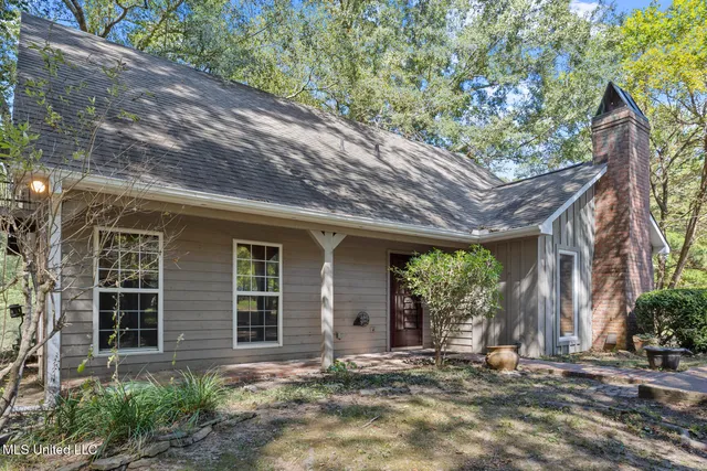 $439,000 | 279 Rocky Hill Road, Pickens, MS 39146