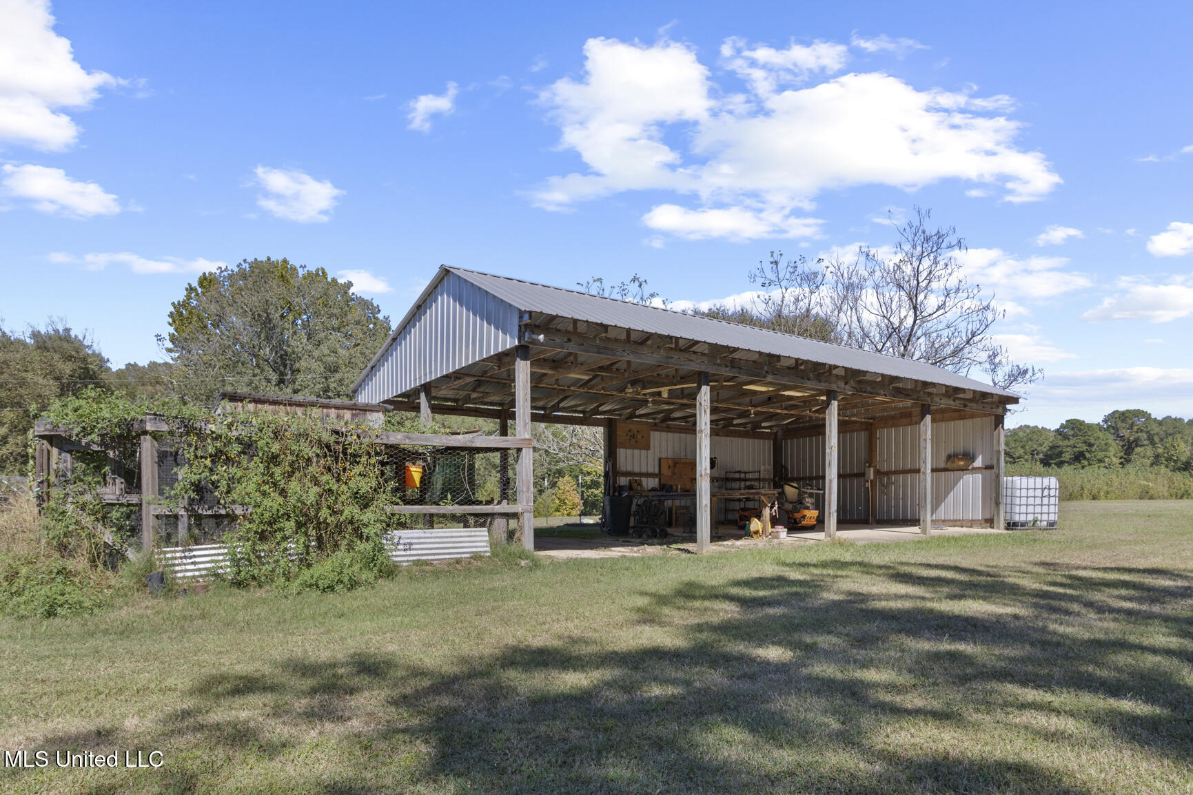 279 Rocky Hill Road Camden, MS 39045 - Photo 41 of 72 279 Rocky Hill Rd-40