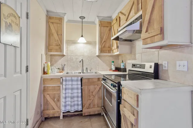 $439,000 | 279 Rocky Hill Road, Pickens, MS 39146