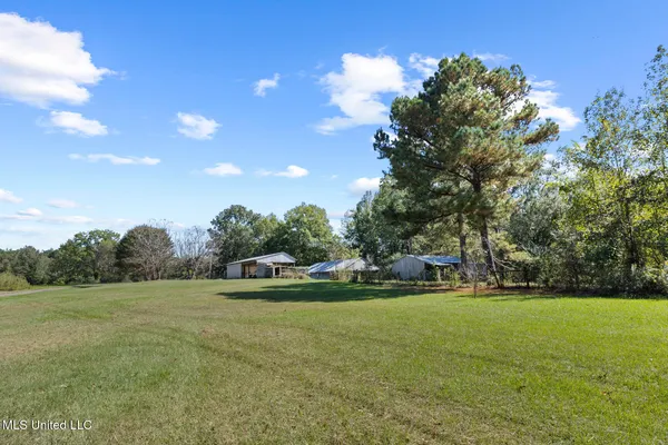$434,500 | 279 Rocky Hill Road, Camden, MS 39045