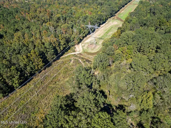 $434,500 | 279 Rocky Hill Road, Camden, MS 39045