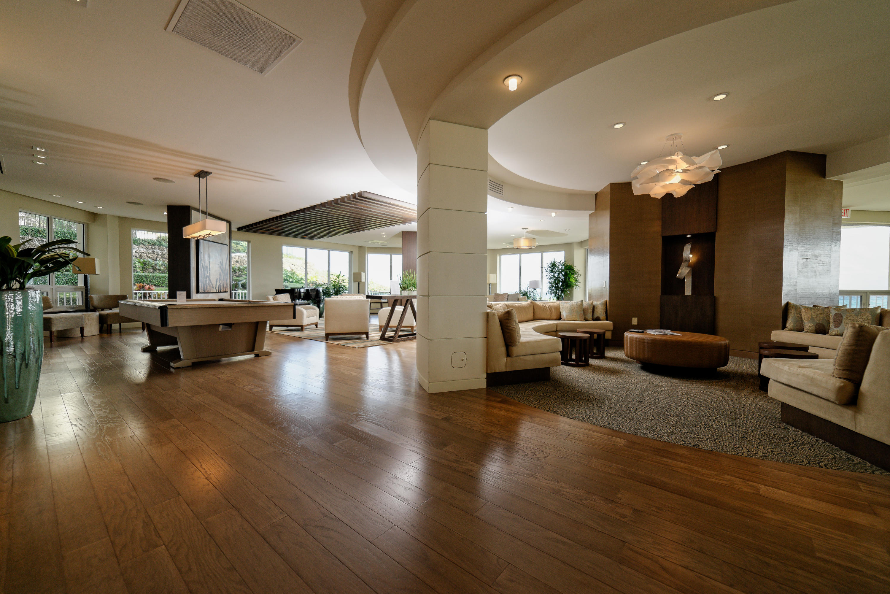 500 South Ocean Boulevard, Unit 406 Boca Raton, FL 33432 - Photo 28 of 32 CIRCULAR OCEANFRONT SOCIAL ROOM