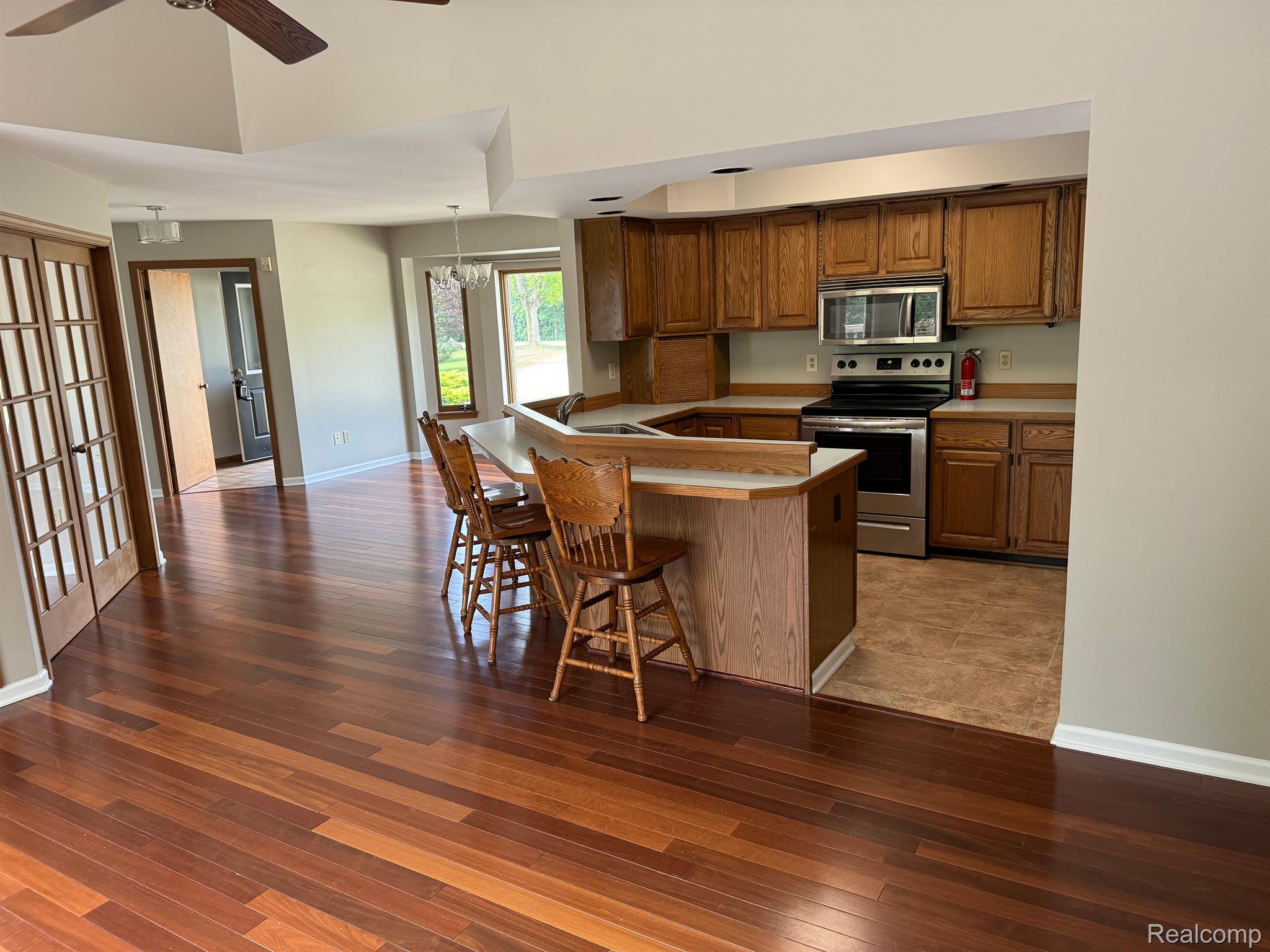 6101 Cook Road Swartz Creek, MI 48473 - Photo 6 of 35 Gallery Image 6
