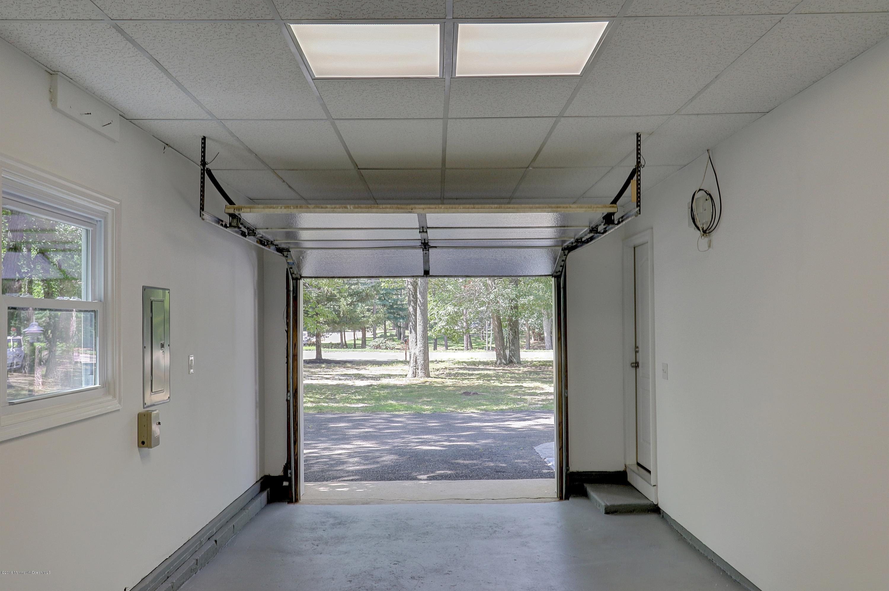 859 Toms River Road Jackson, NJ 08527 - Photo 33 of 39 034_Garage