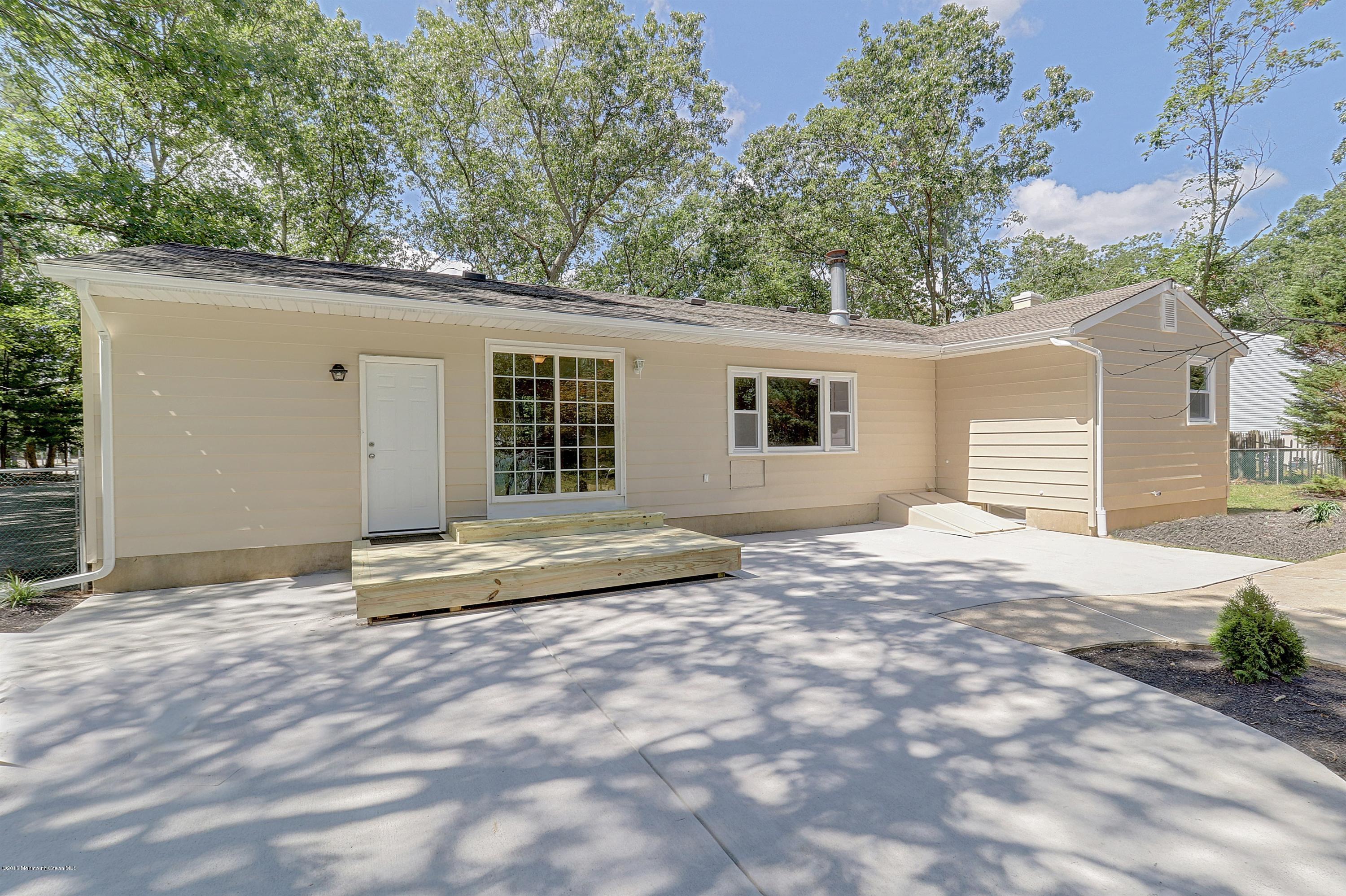 859 Toms River Road Jackson, NJ 08527 - Photo 35 of 39 036_Back of Home
