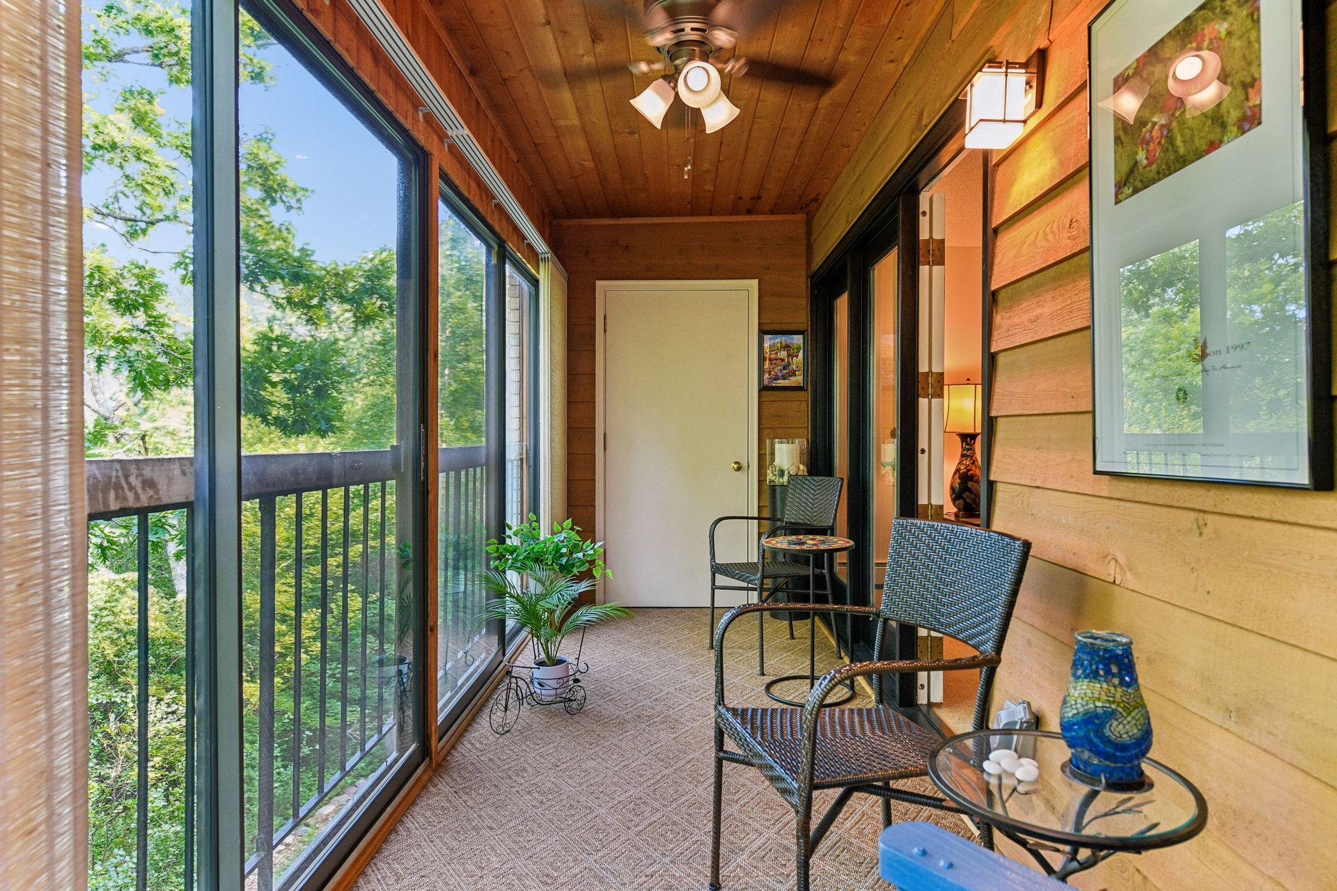 6085 Rowland Road, Unit 207 Minnetonka, MN 55343 - Photo 5 of 34