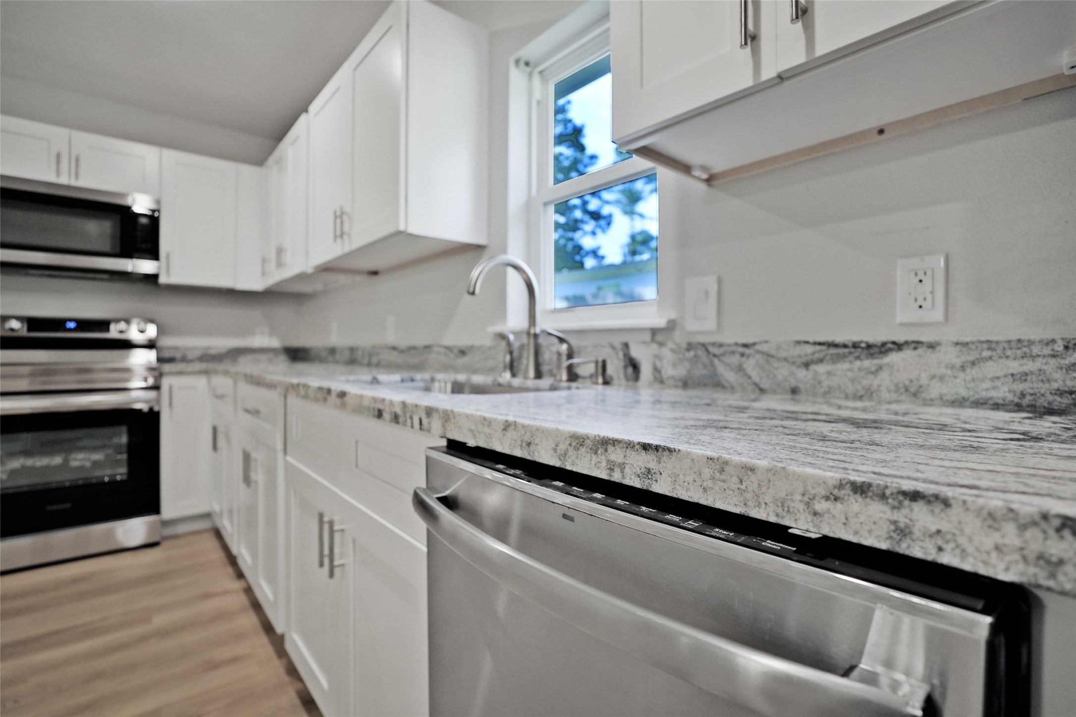 11712 White Cedar Street Willis, TX 77318 - Photo 13 of 24