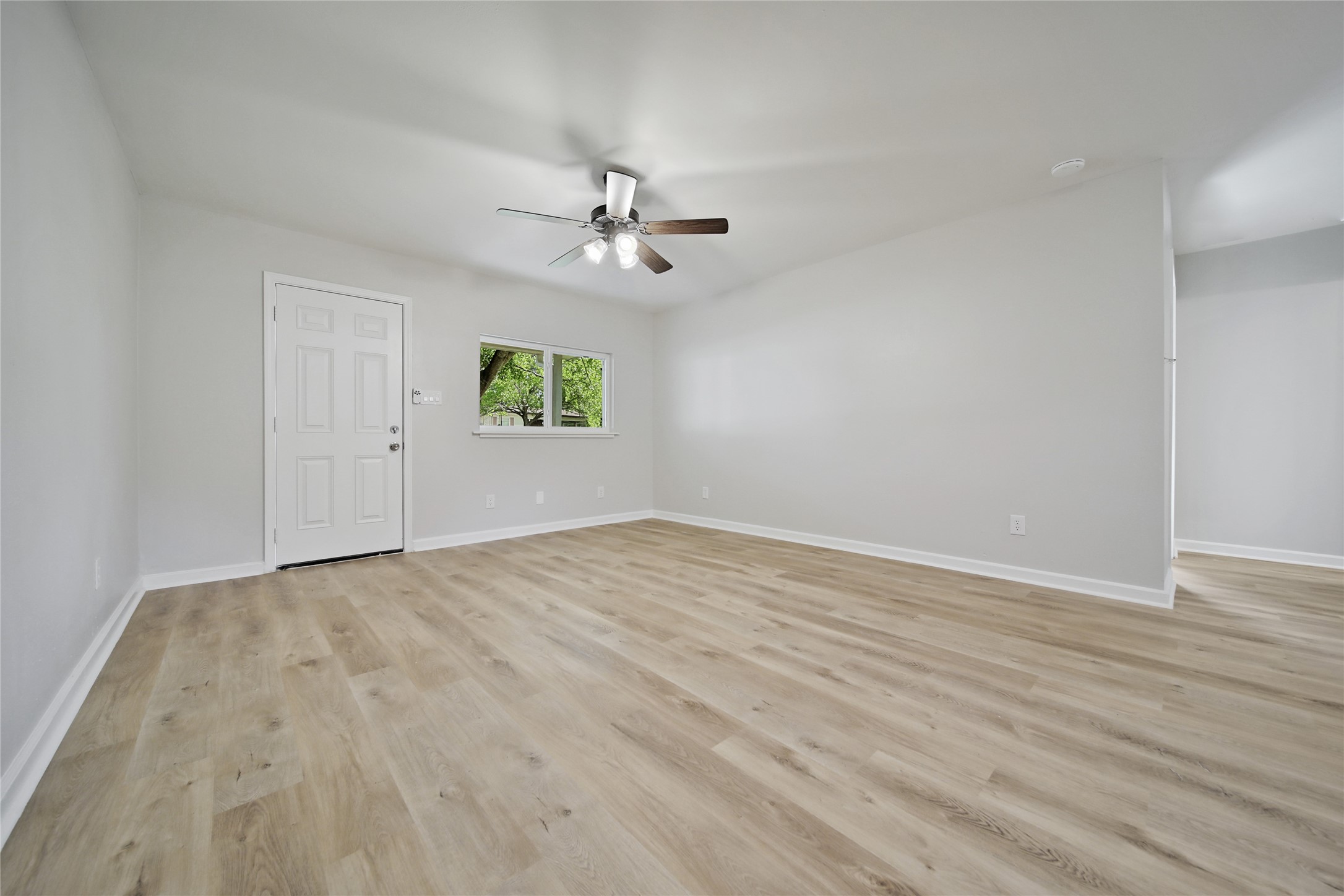 11712 White Cedar Street Willis, TX 77318 - Photo 7 of 24