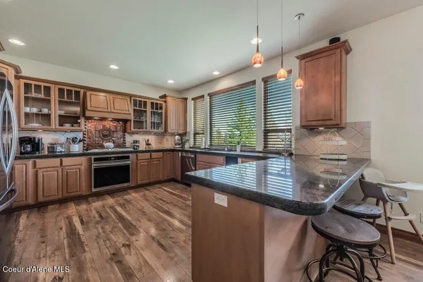 $1,379,000 | 614 Granite Ridge Drive, Sandpoint, ID 83864