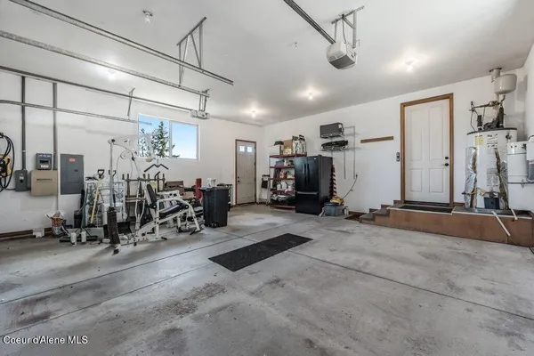 $1,379,000 | 614 Granite Ridge Drive, Sandpoint, ID 83864