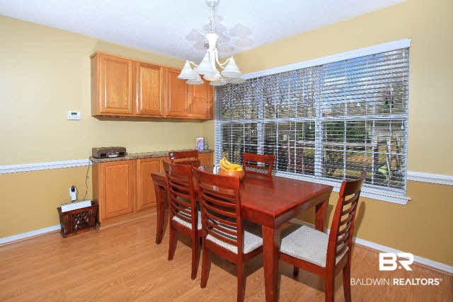 513 Orchard Lane Foley, AL 36535 - Photo 13 of 28 Breakfast Area