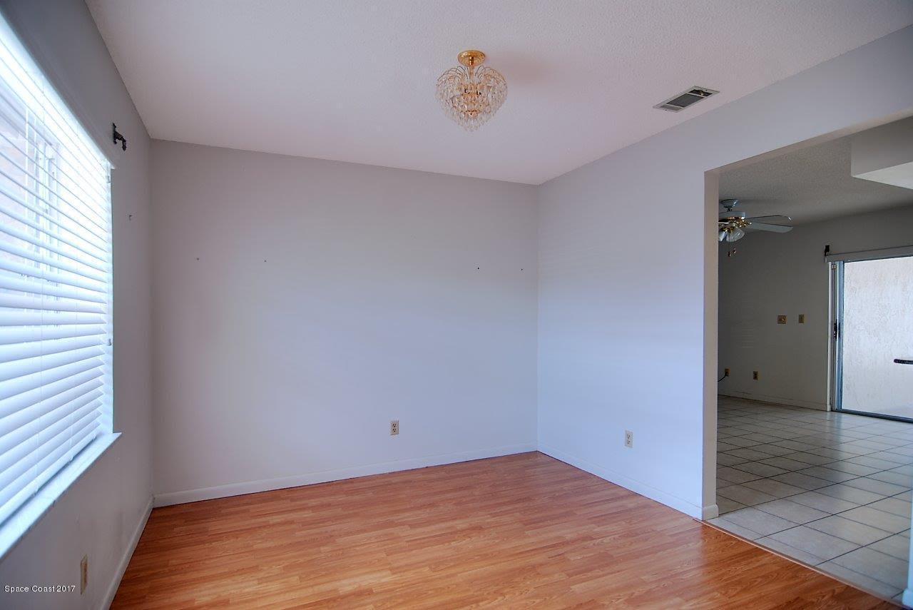 1970 Tallpine Road Melbourne, FL 32935 - Photo 3 of 14 Dining Room