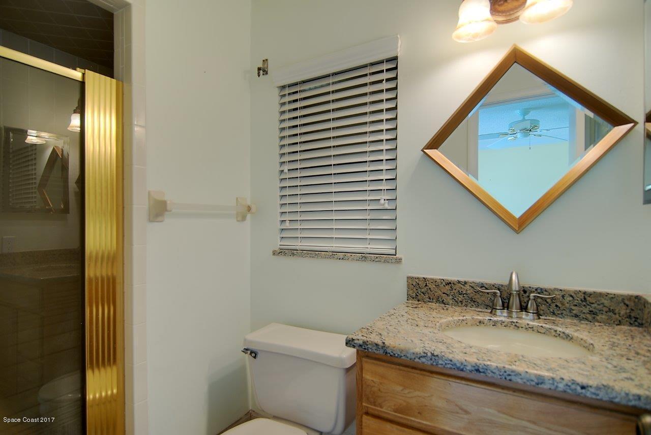 1970 Tallpine Road Melbourne, FL 32935 - Photo 7 of 14 Master Bath