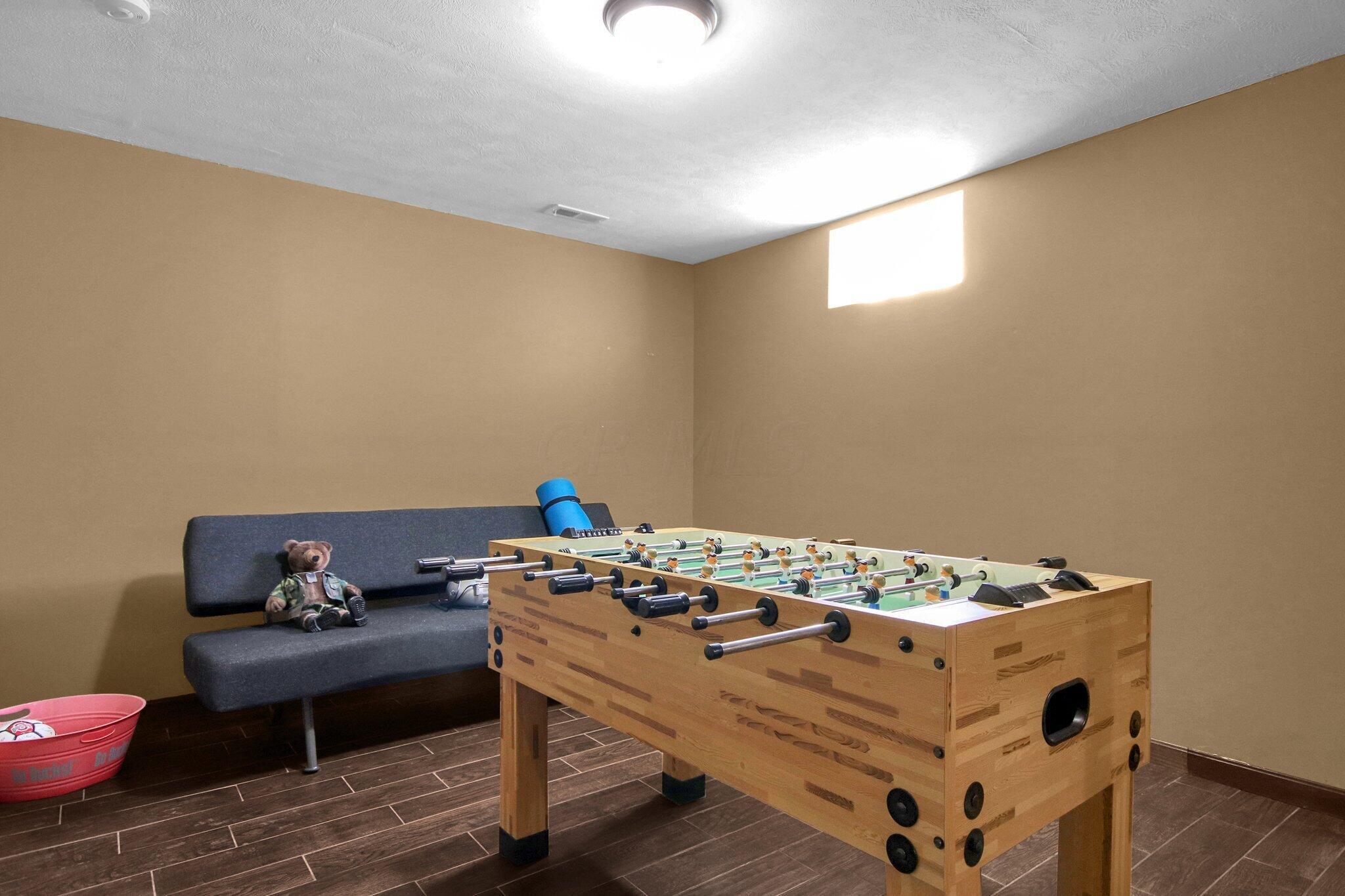 11616 Beacom Road Sunbury, OH 43074 - Photo 32 of 70 foosball time!