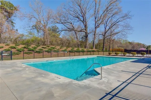 $349,900 | 577 Starbuck Parkway, Pendergrass, GA 30567