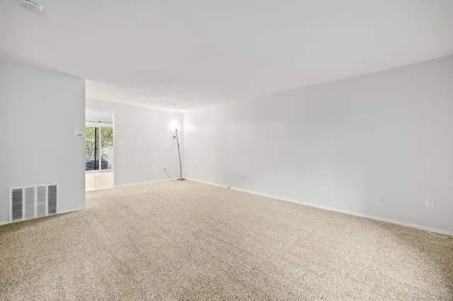 $2,700 | 45 Conestoga Way, Unit 45, Glastonbury, CT 06033