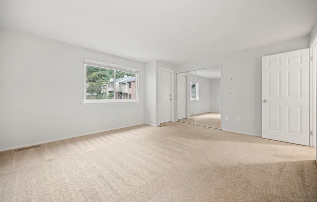 $2,700 | 45 Conestoga Way, Unit 45, Glastonbury, CT 06033