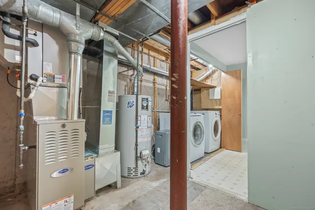 $2,700 | 45 Conestoga Way, Unit 45, Glastonbury, CT 06033