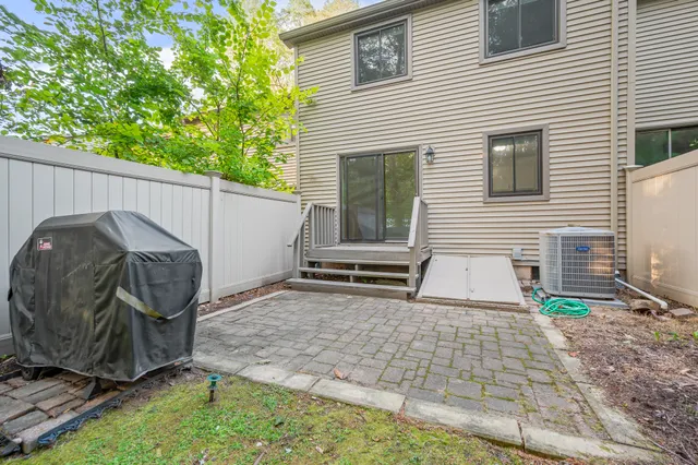 $2,700 | 45 Conestoga Way, Unit 45, Glastonbury, CT 06033