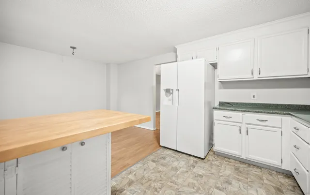 $2,700 | 45 Conestoga Way, Unit 45, Glastonbury, CT 06033