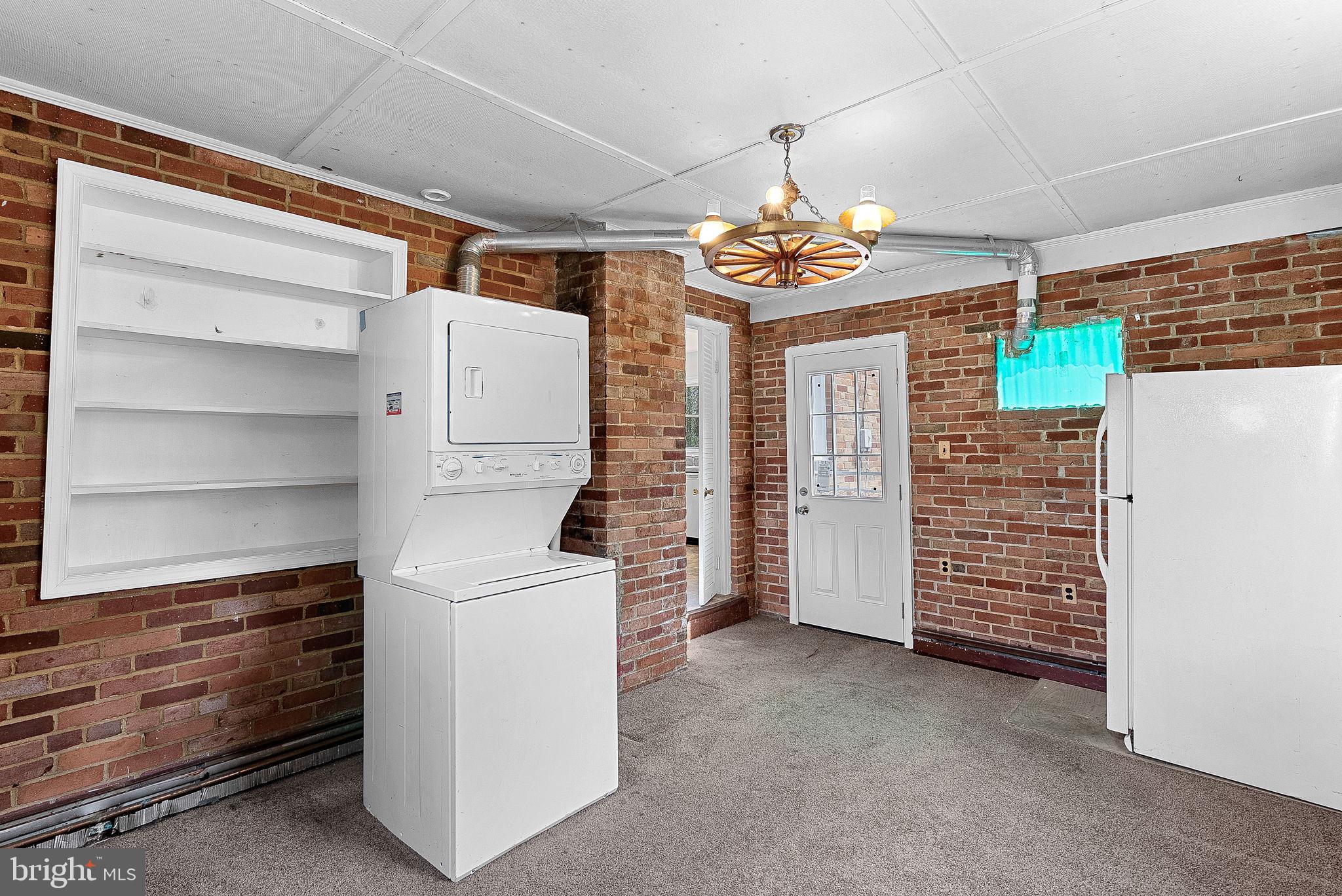 10021 Glenmere Road Fairfax, VA 22032 - Photo 15 of 45 a view of a storage & utility room