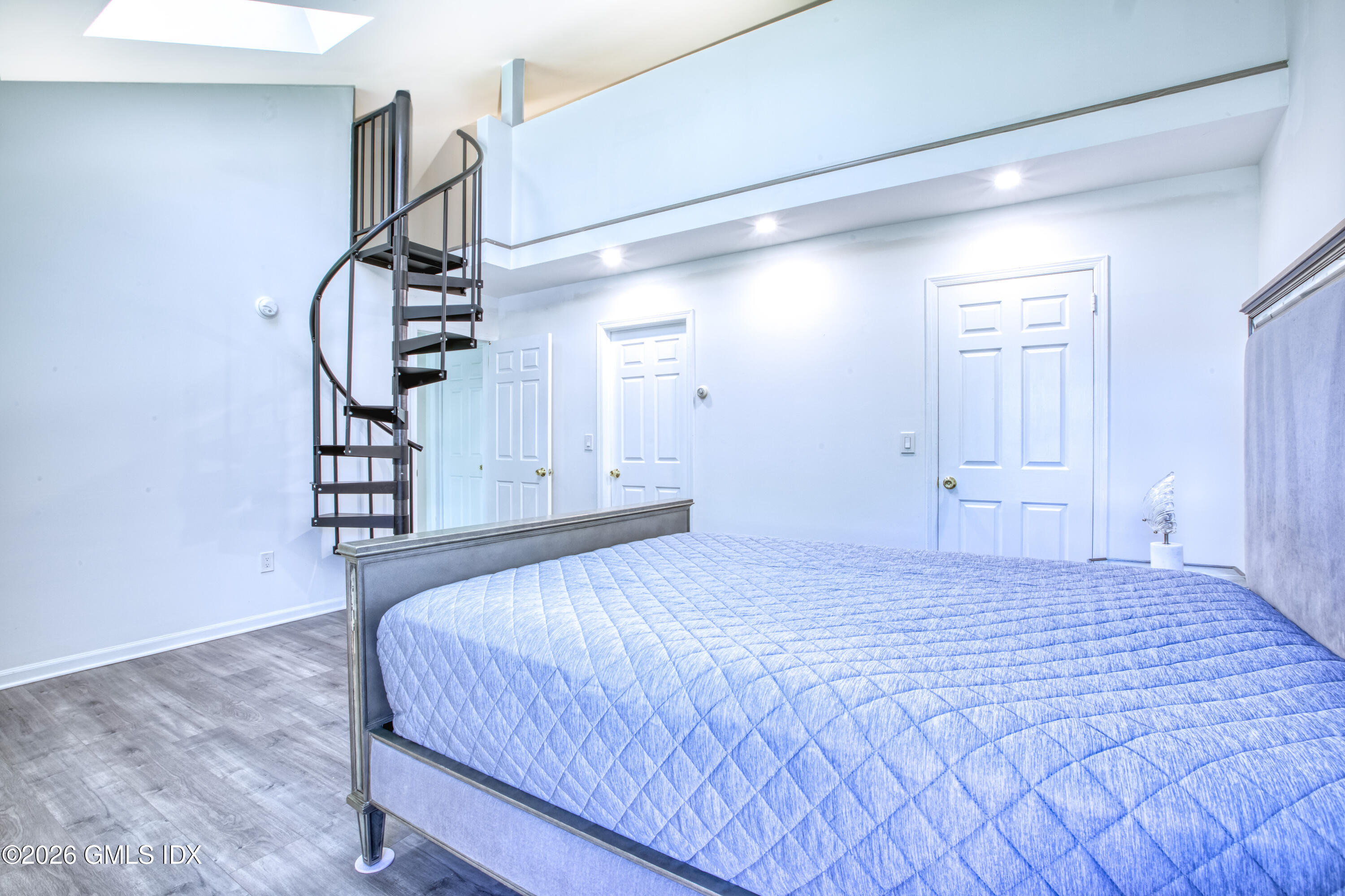 1465 East Putnam Avenue, Unit 327 Riverside, CT 06878 - Photo 18 of 32 1465 E Putnam Ave 327 (22)-27