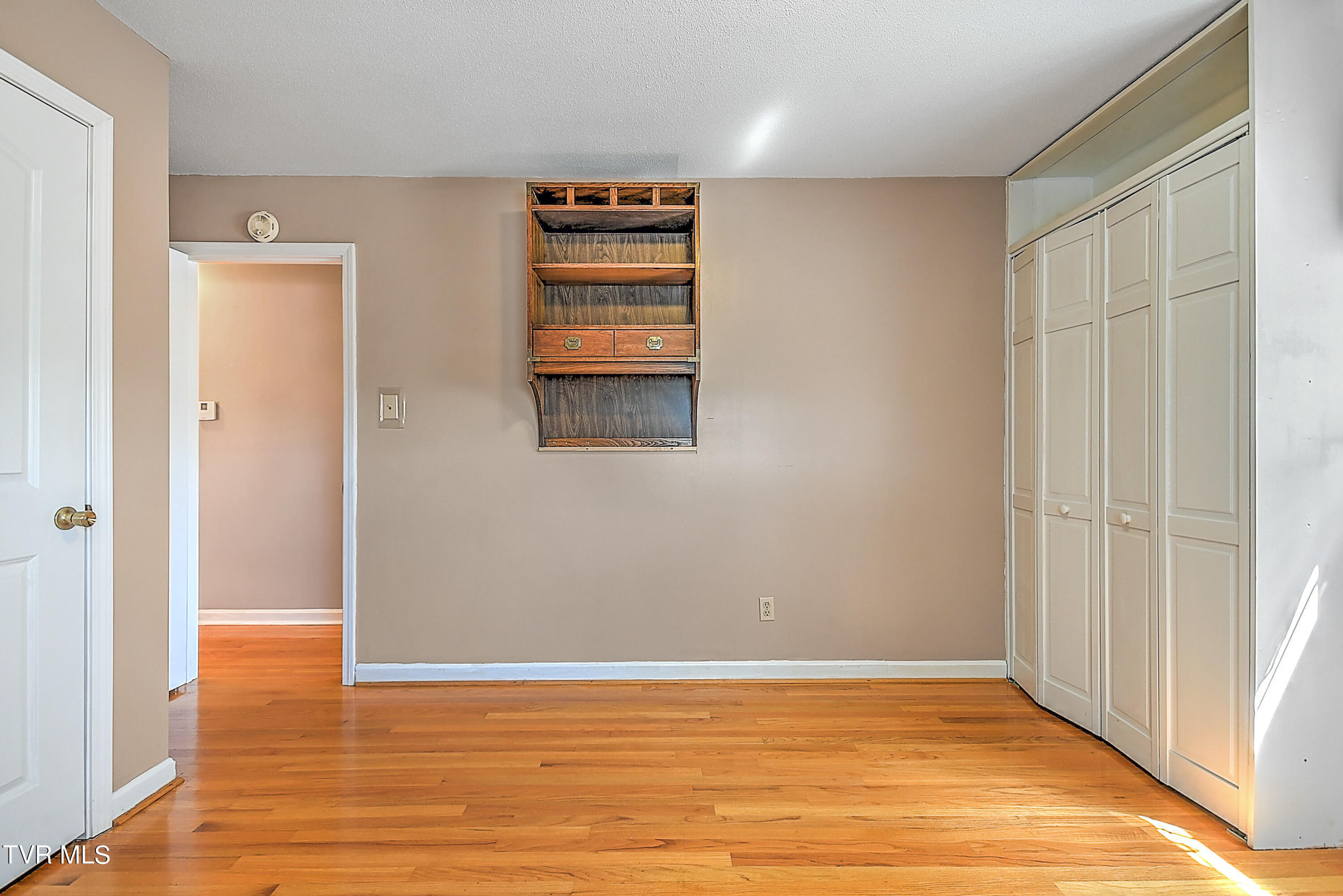 191 Grandview Road Bristol, VA 24201 - Photo 21 of 64 191 Grandview GDawg-27