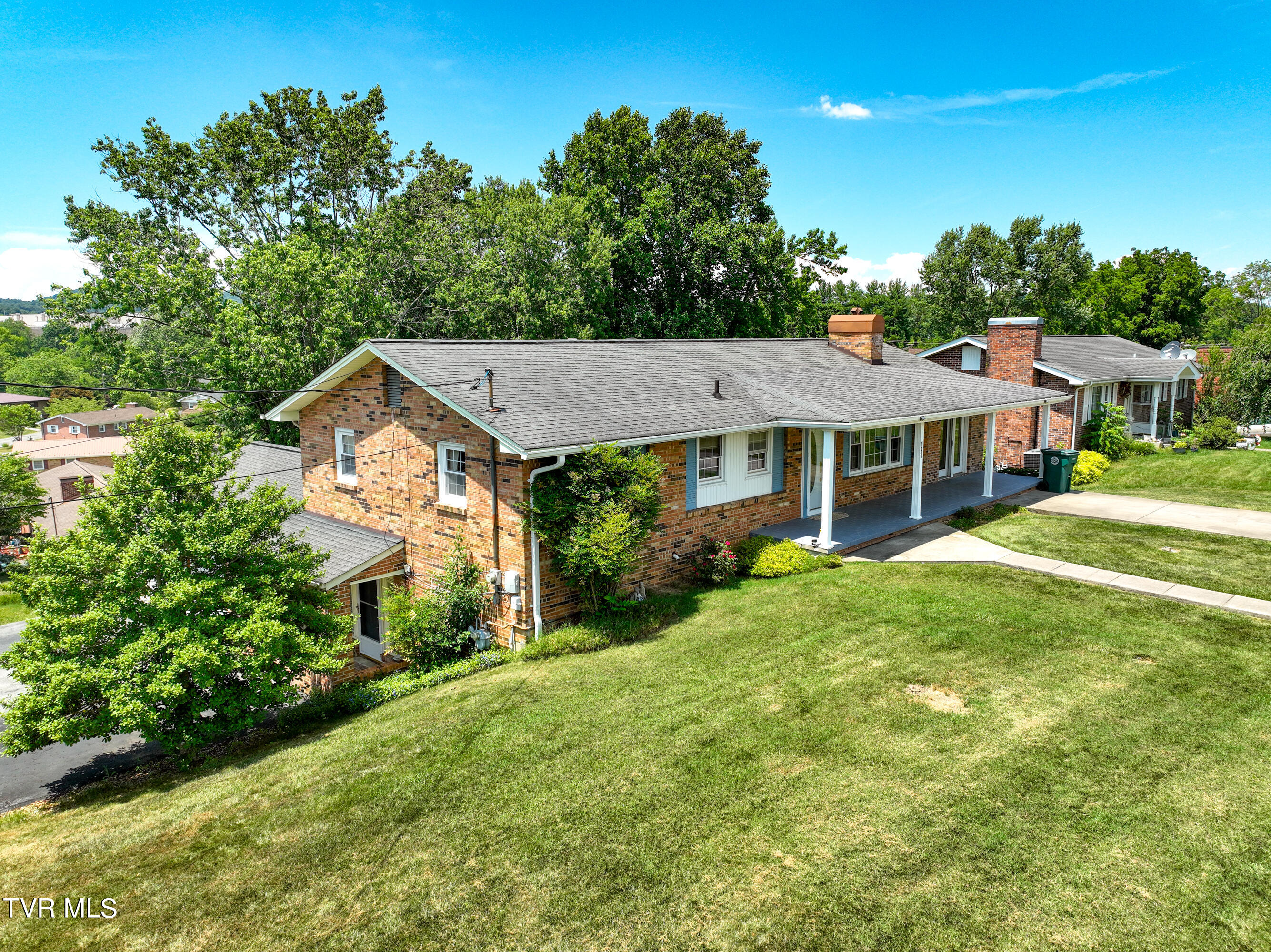 191 Grandview Road Bristol, VA 24201 - Photo 50 of 64 191 Grandview Drone-24